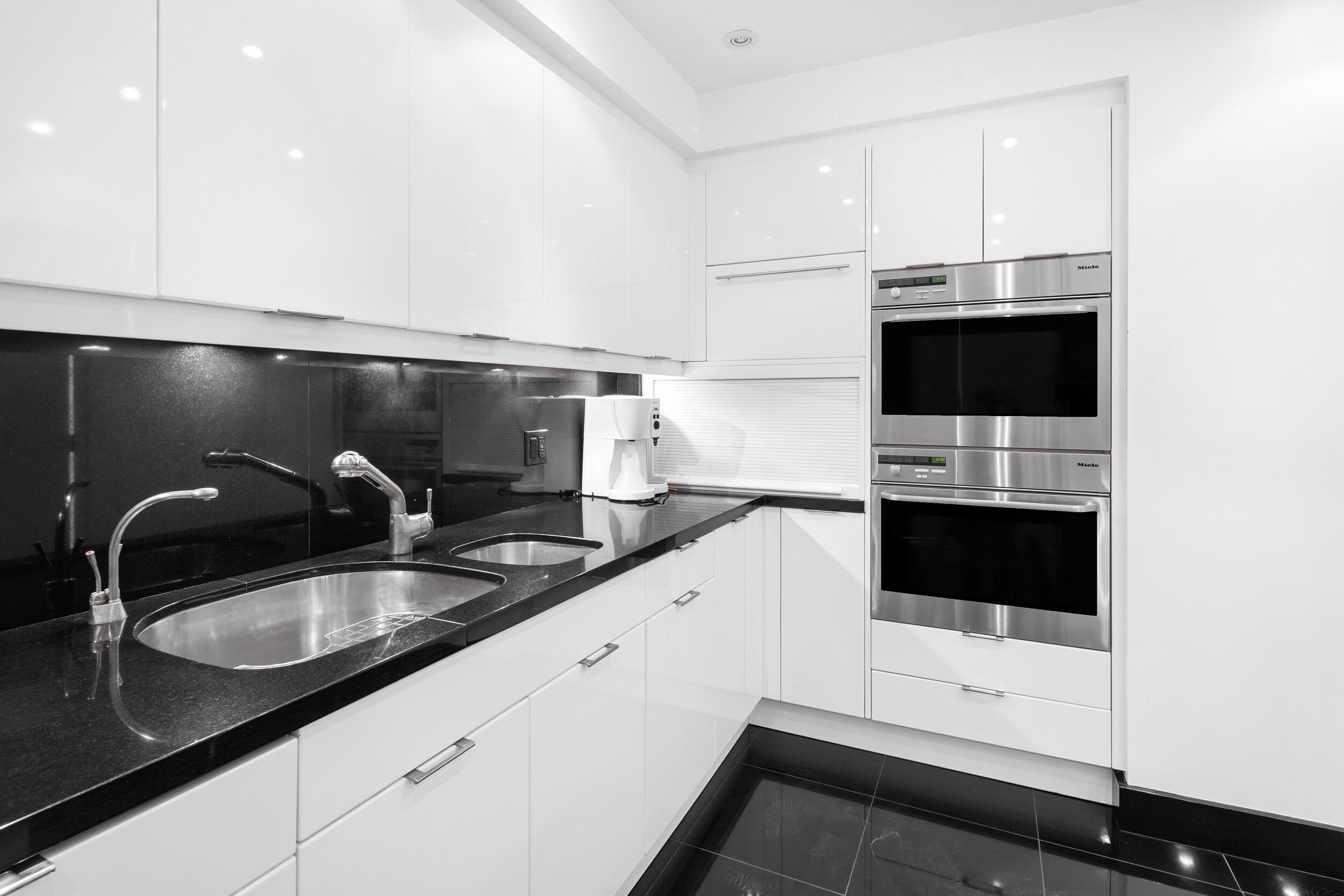 TWO THOUSAND CONDO - Residential