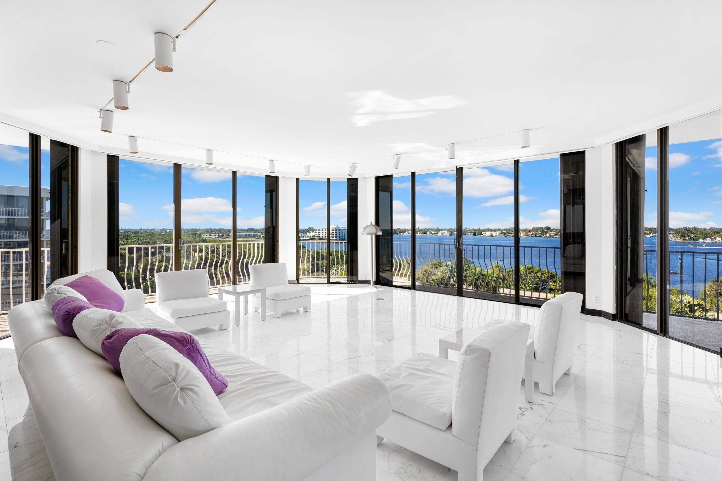 TWO THOUSAND CONDO - Residential