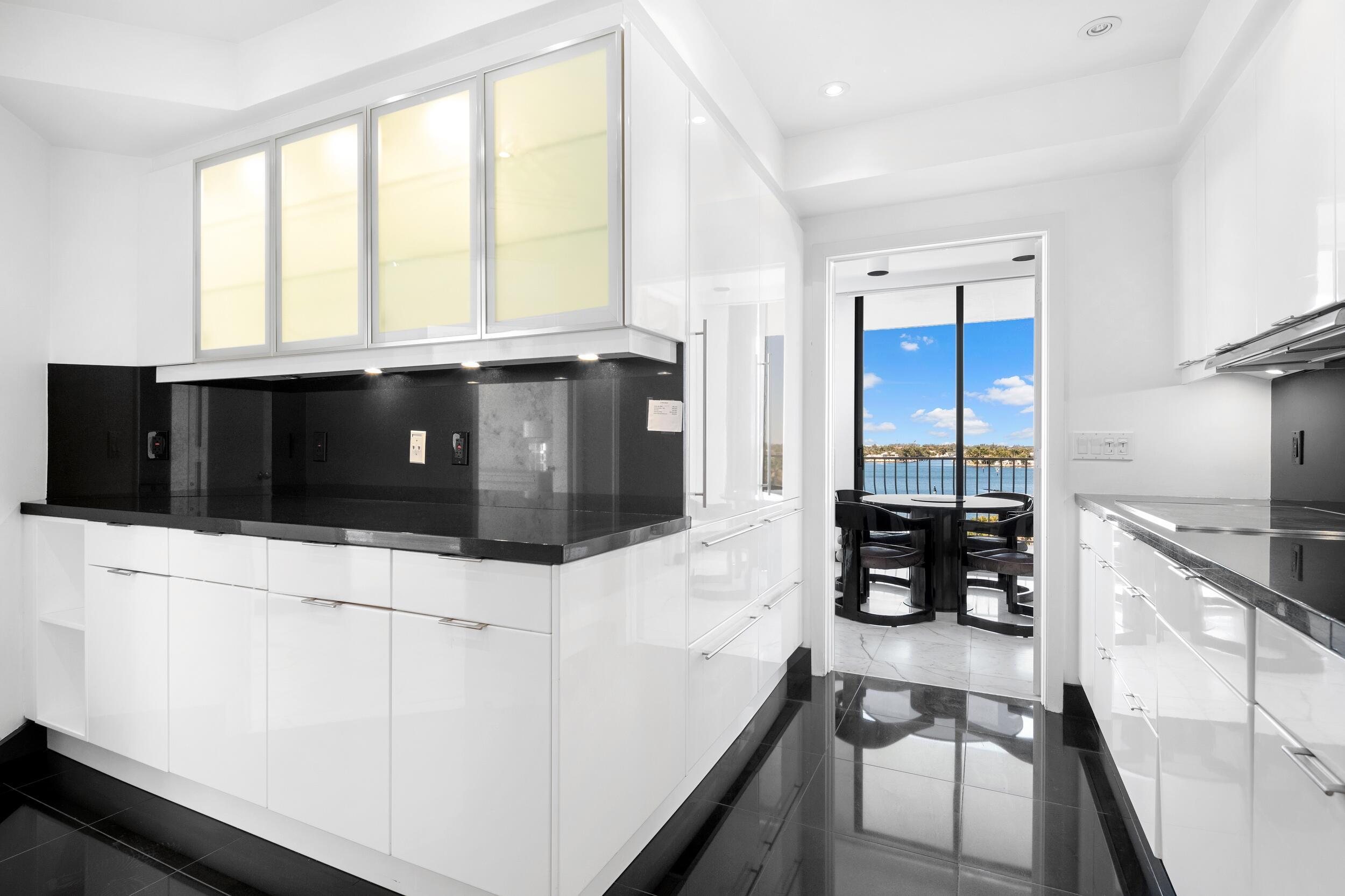 TWO THOUSAND CONDO - Residential