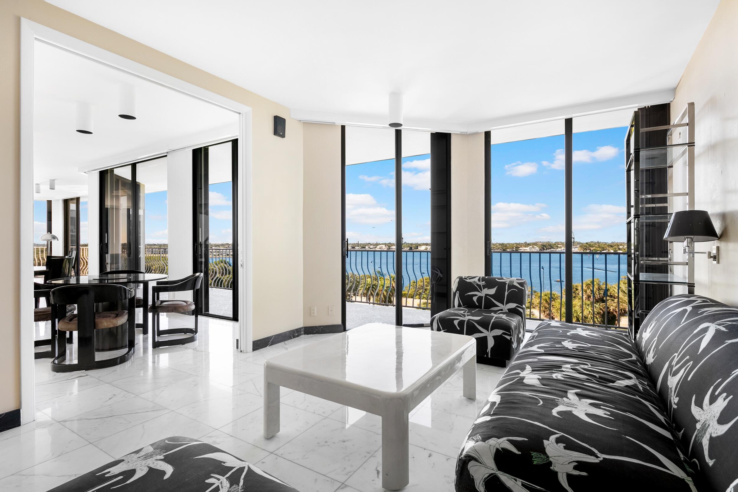 TWO THOUSAND CONDO - Residential