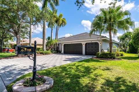 Single Family Residence in Parkland FL 6598 103rd Ln Ln 6.jpg