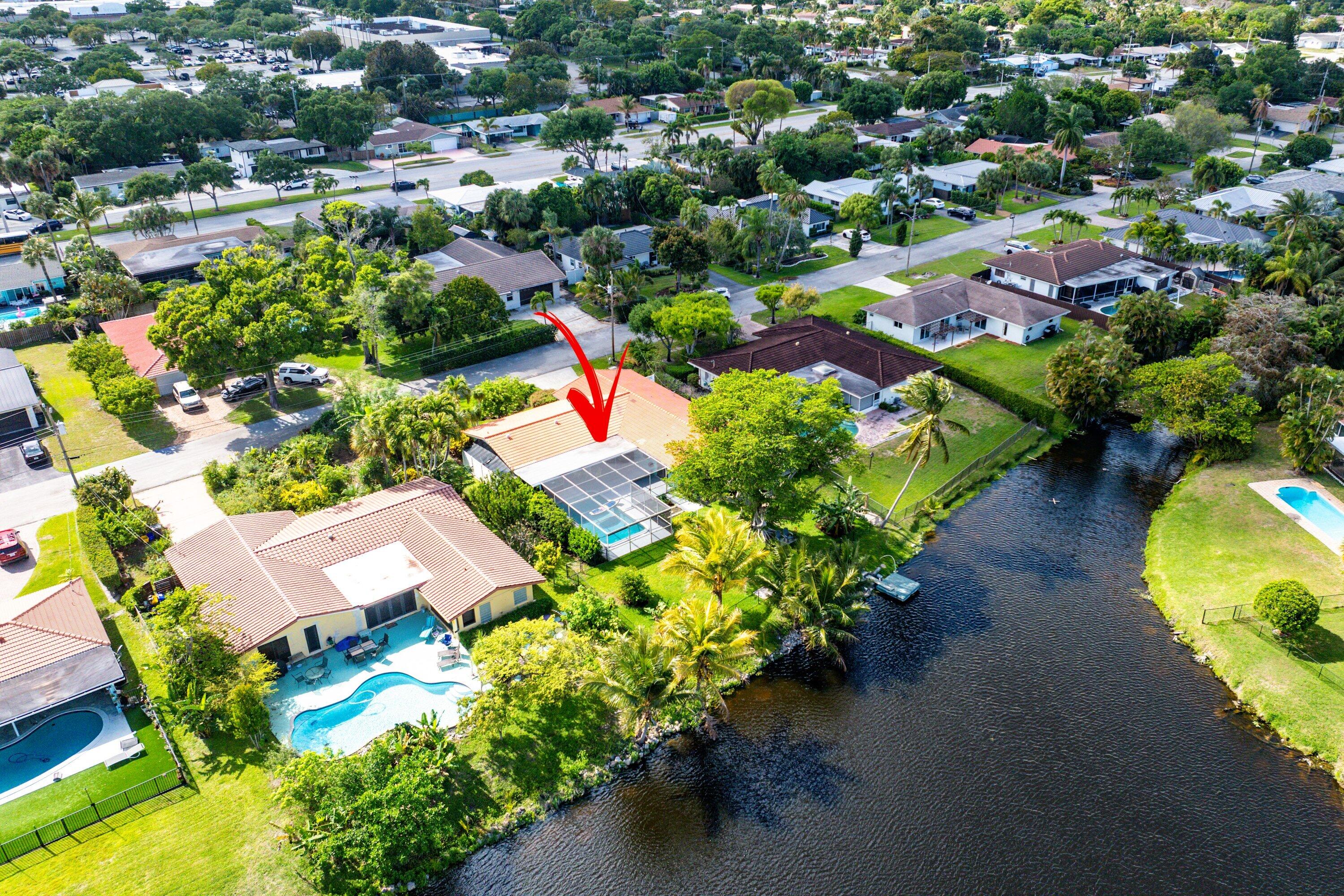 LAKE FLORESTA - Residential