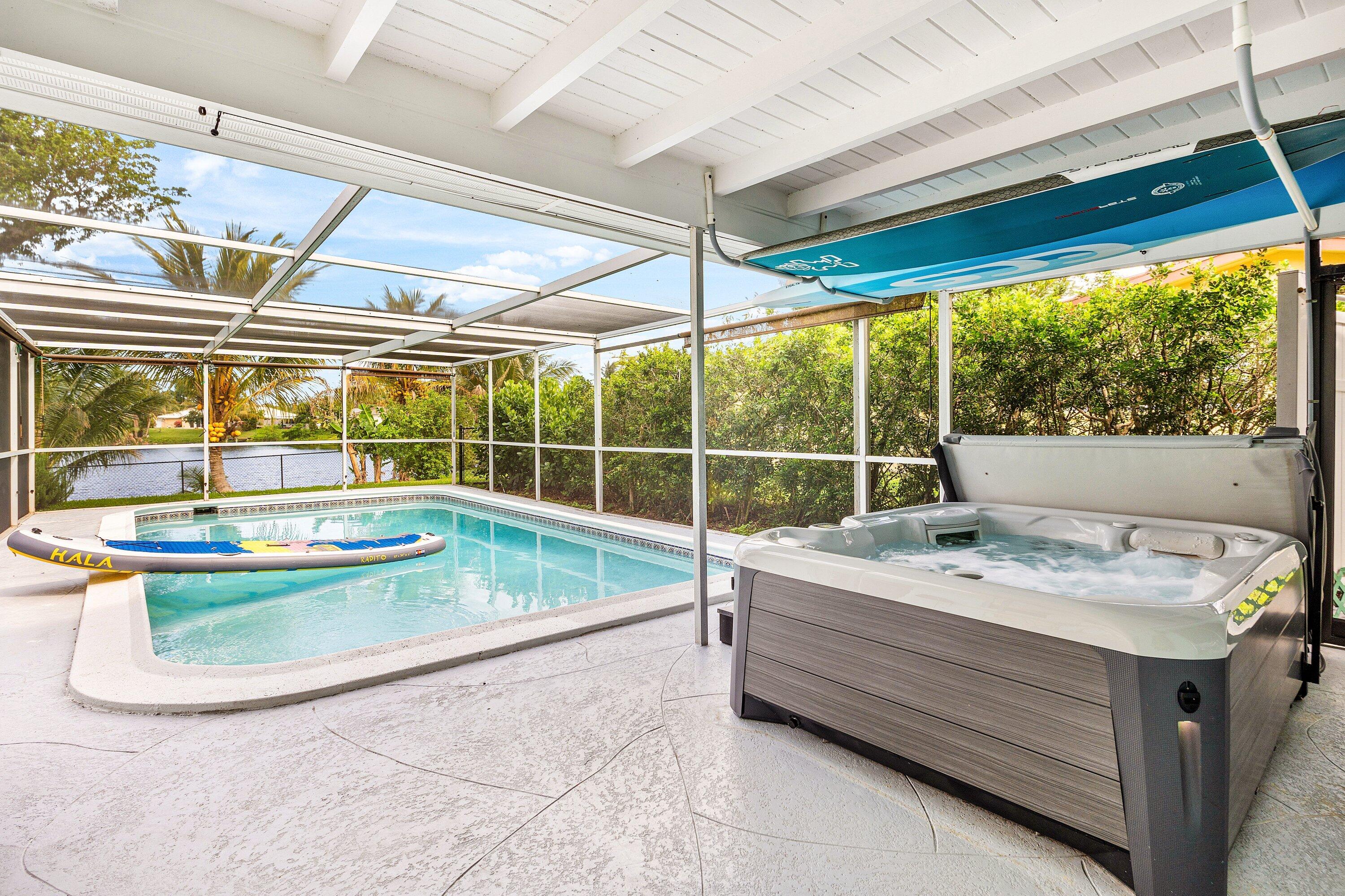 LAKE FLORESTA - Residential