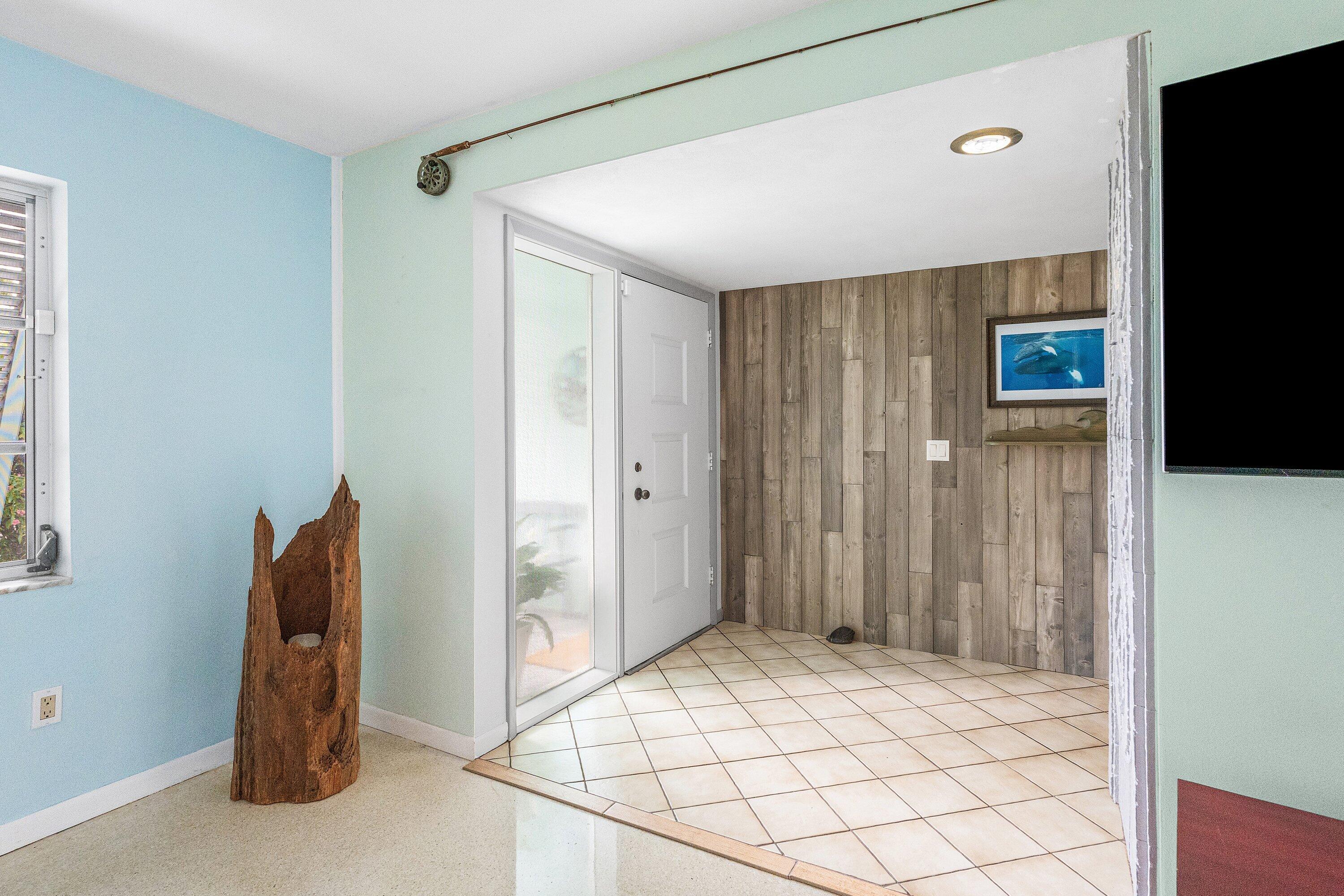 LAKE FLORESTA - Residential