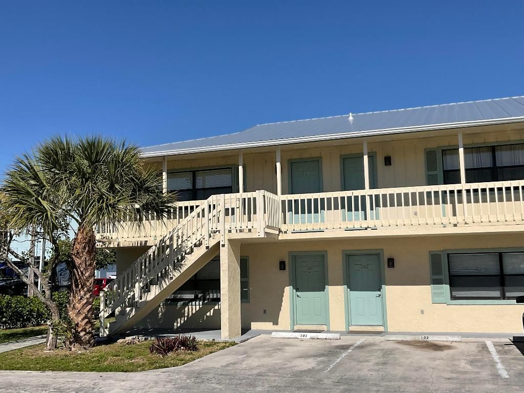 Photo of 1206 Carlton Court #201, Fort Pierce, FL 34949 (MLS # R10955002)