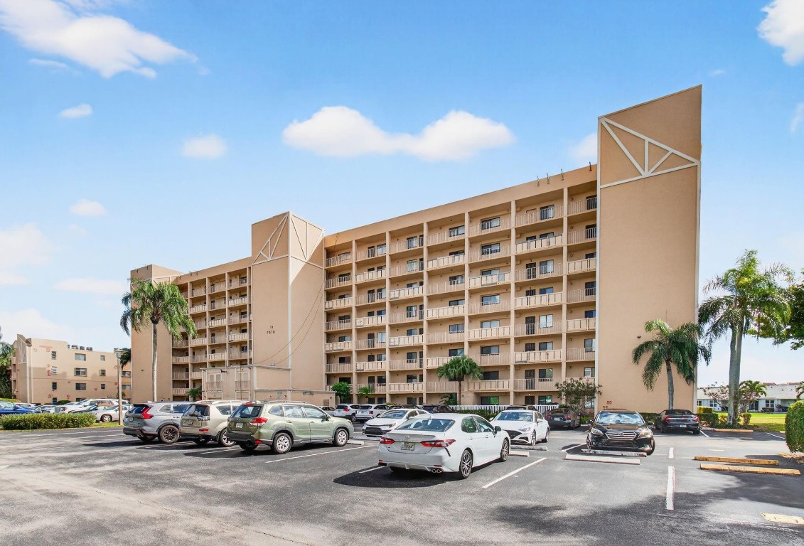 Huntington Lakes - Residential