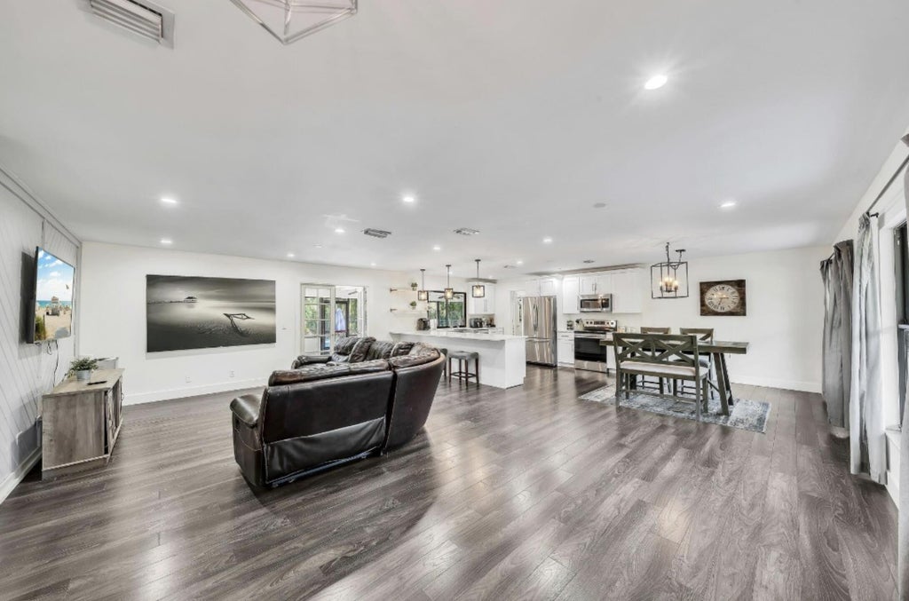 Photo of 10962 57TH Place S, Lake Worth, FL 33449 (MLS # B26071062)