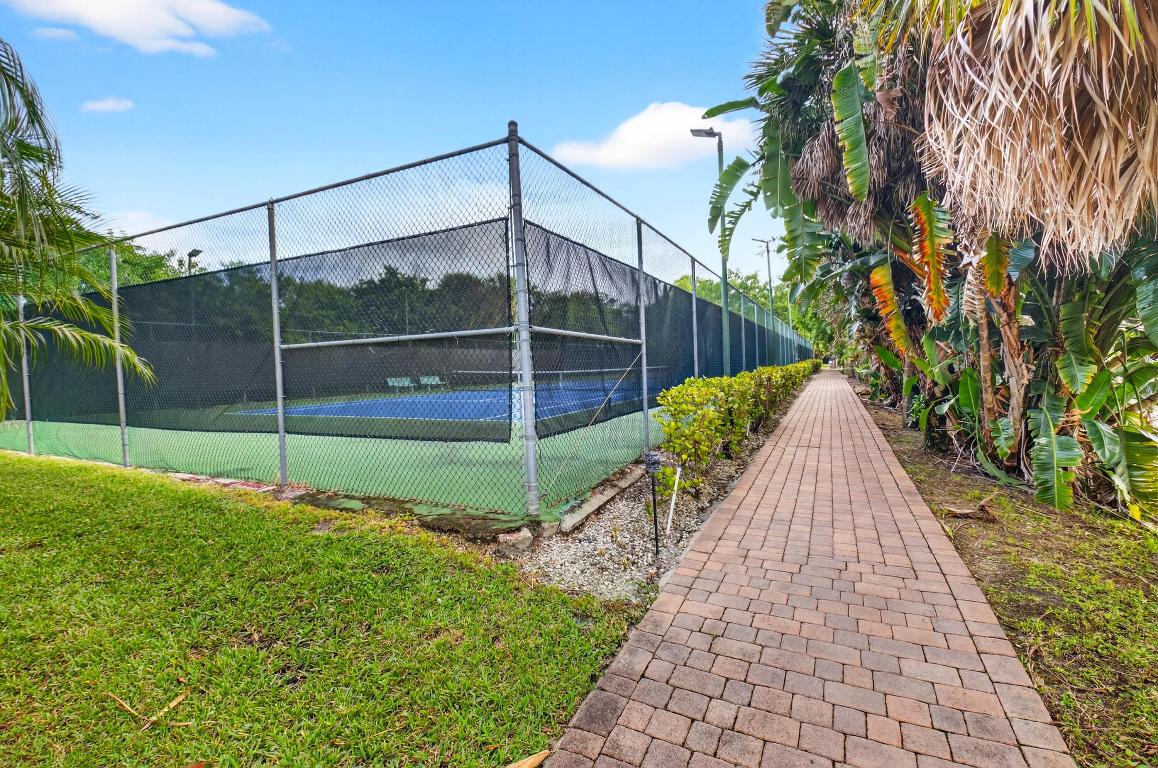 Boca Raton Sailing & Racquet Club - Residential