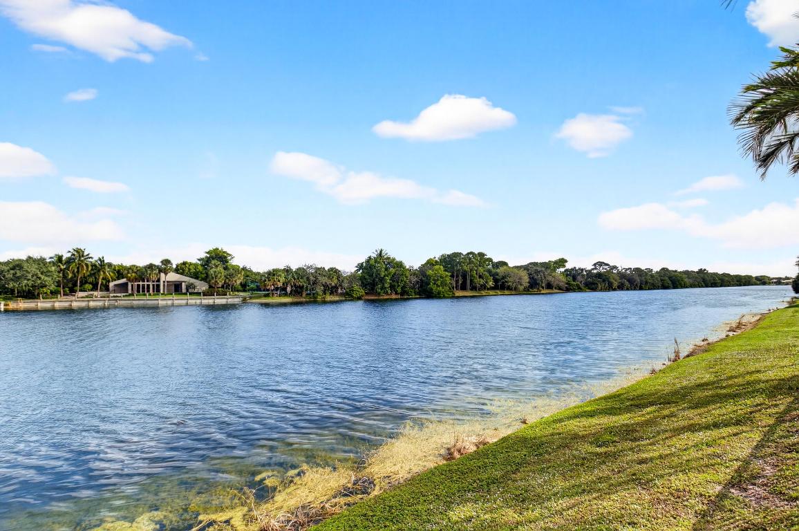 Boca Raton Sailing & Racquet Club - Residential