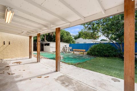 Tiny photo for 200 Plum Tree Drive, Lake Worth, FL 33462 (MLS # R11136617)