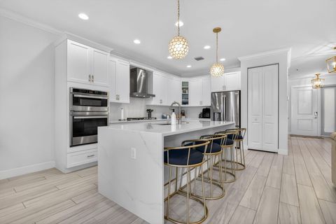Tiny photo for 7204 Stella Lane, Lake Worth, FL 33463 (MLS # B26009797)