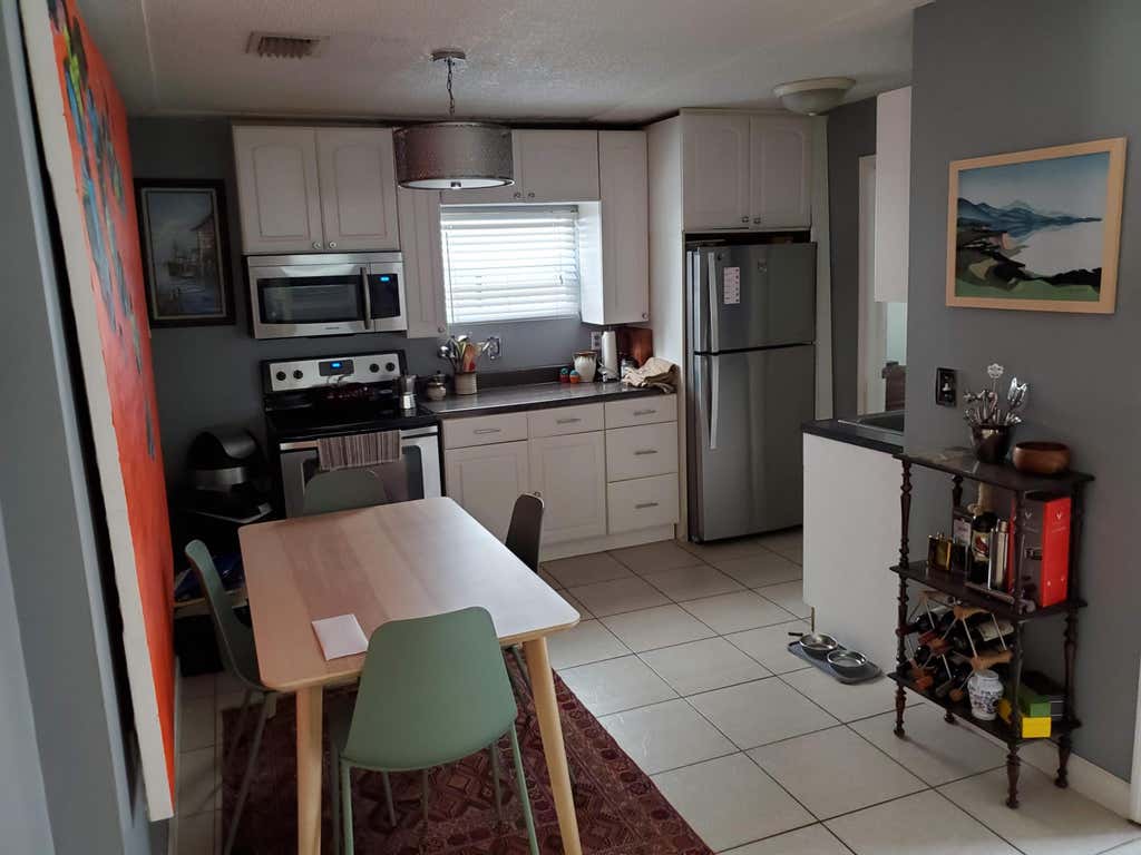 Photo of 415 NE 8th Avenue #Cottage on alley, Fort Lauderdale, FL 33301 (MLS # B26061339)