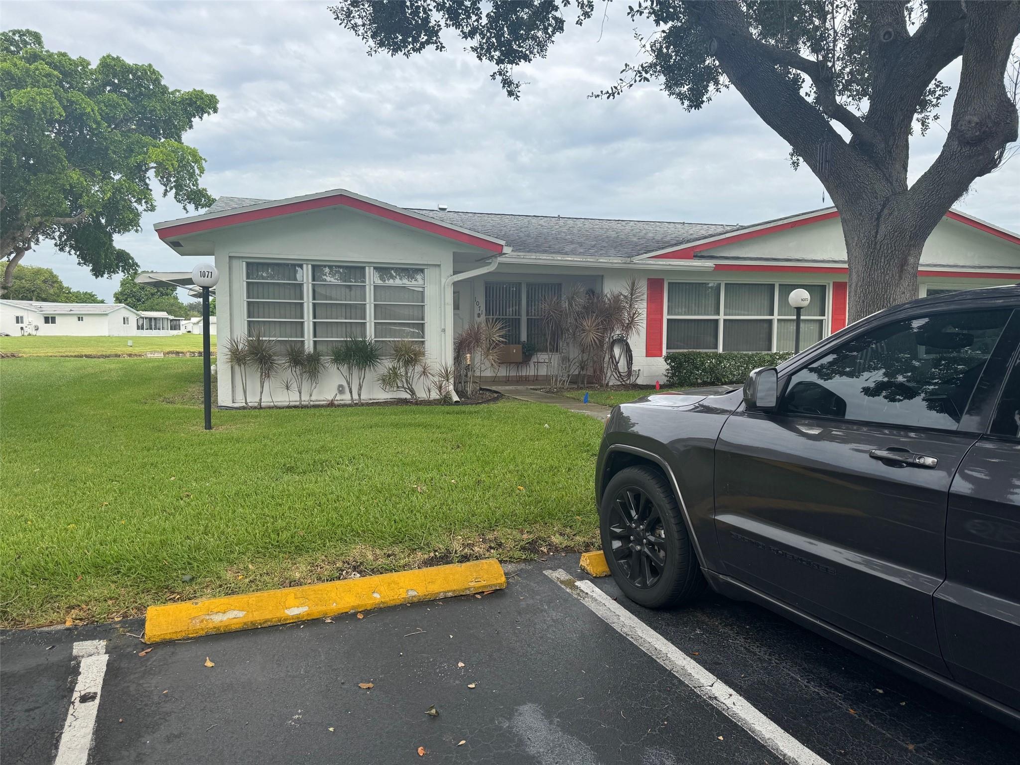 Lauderdale West - Residential