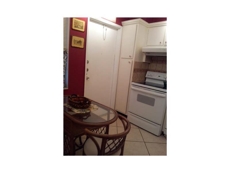 Palm Aire CC - Residential Lease