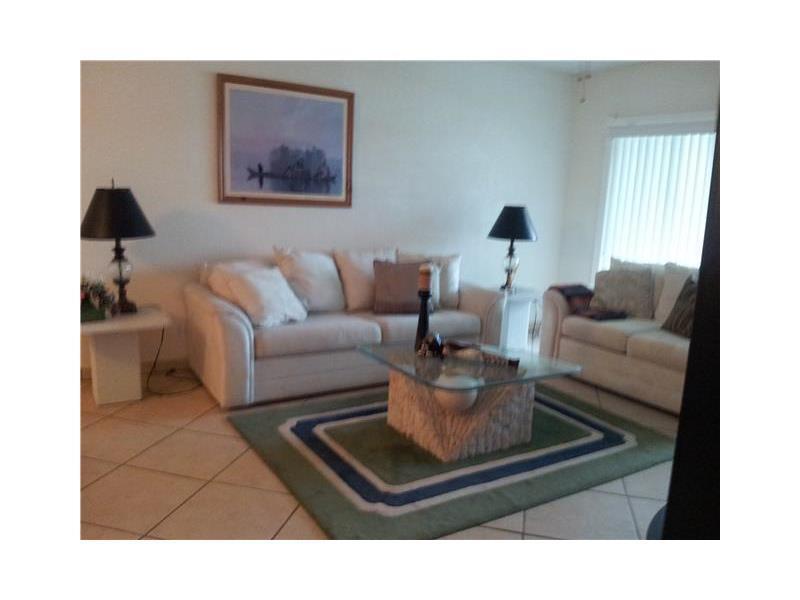 Palm Aire CC - Residential Lease