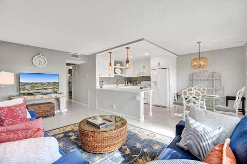 Featured picture for the property R10927767
