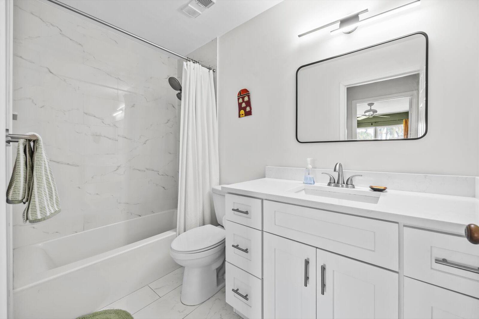 Holly Creek - Residential