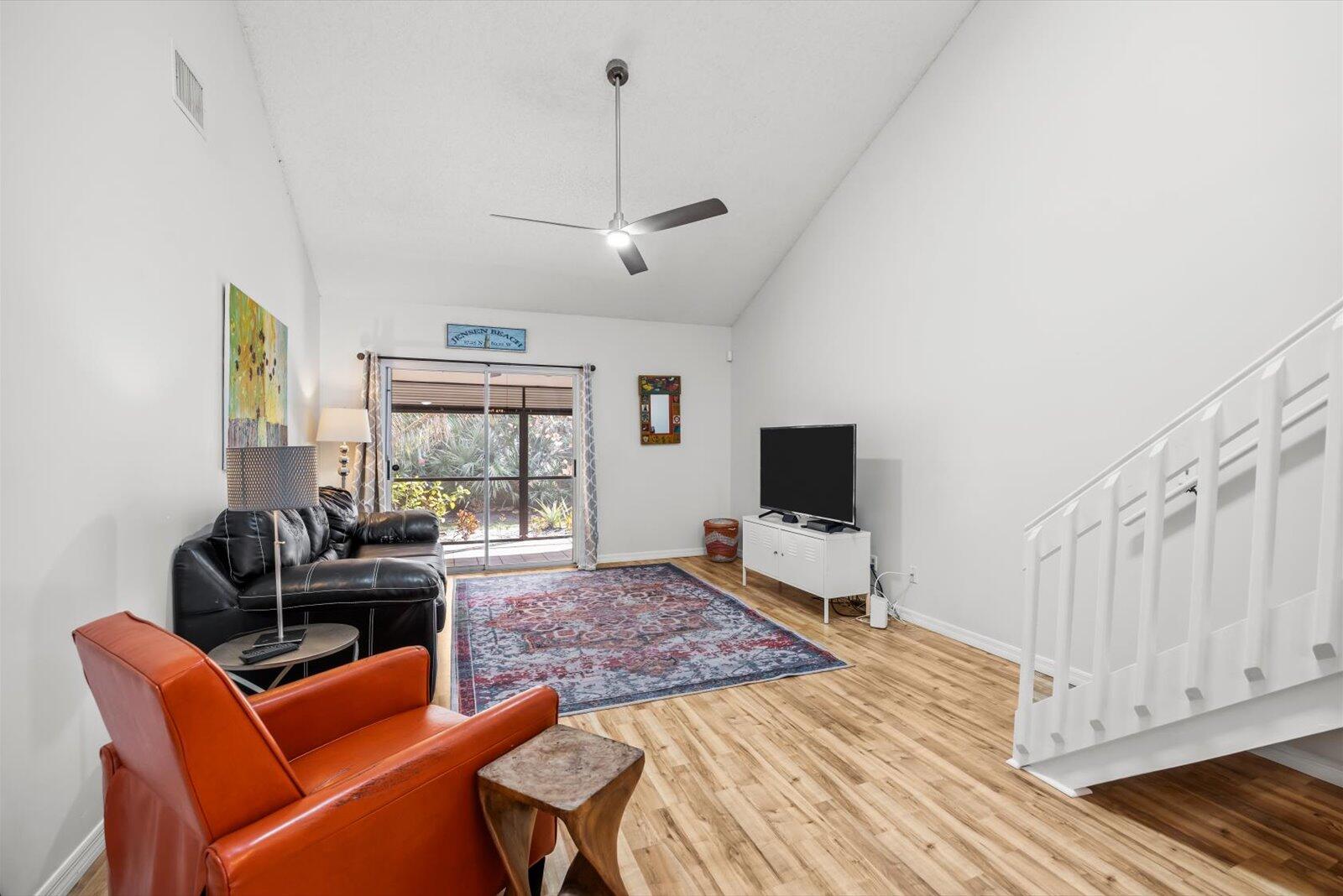 Holly Creek - Residential