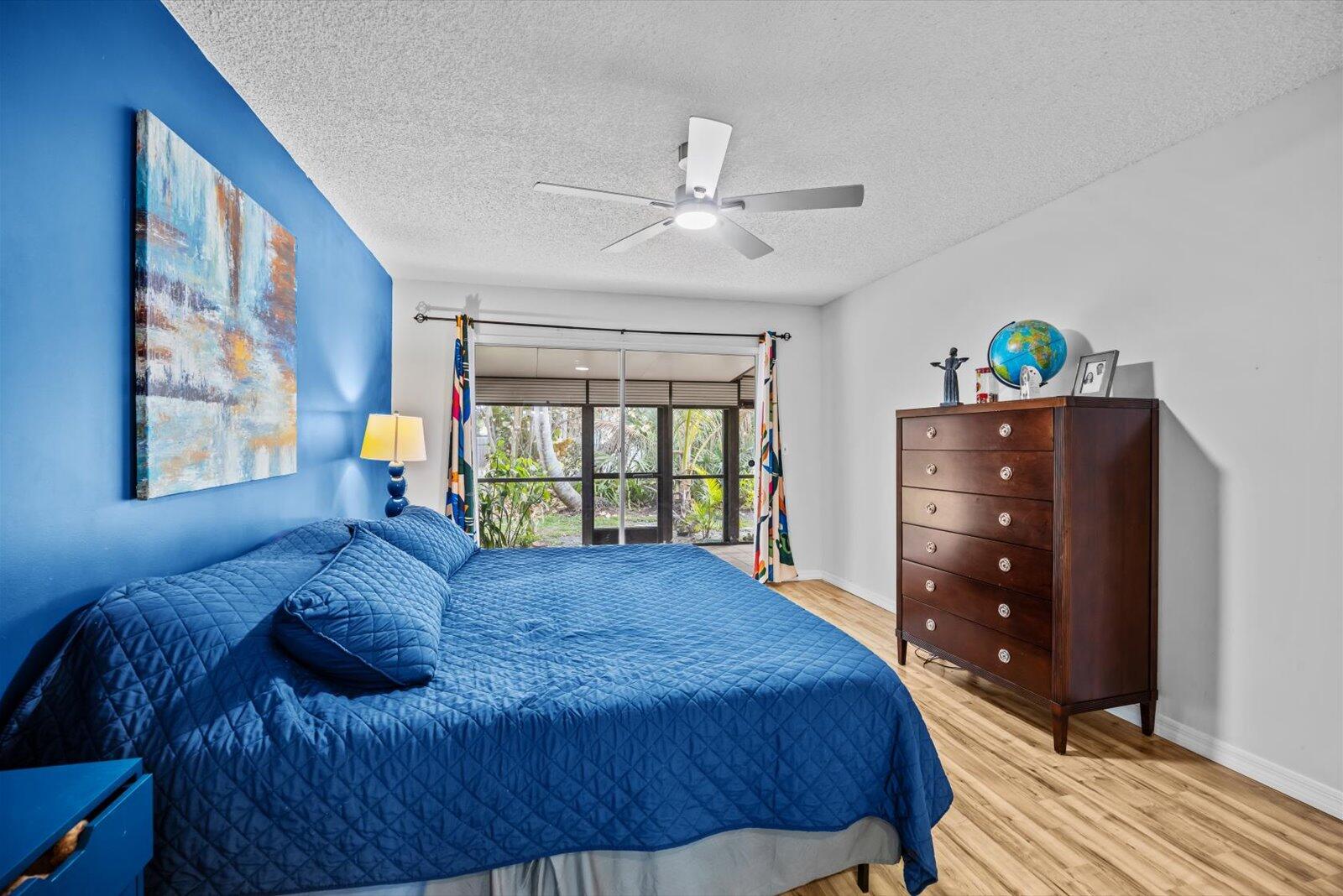 Holly Creek - Residential