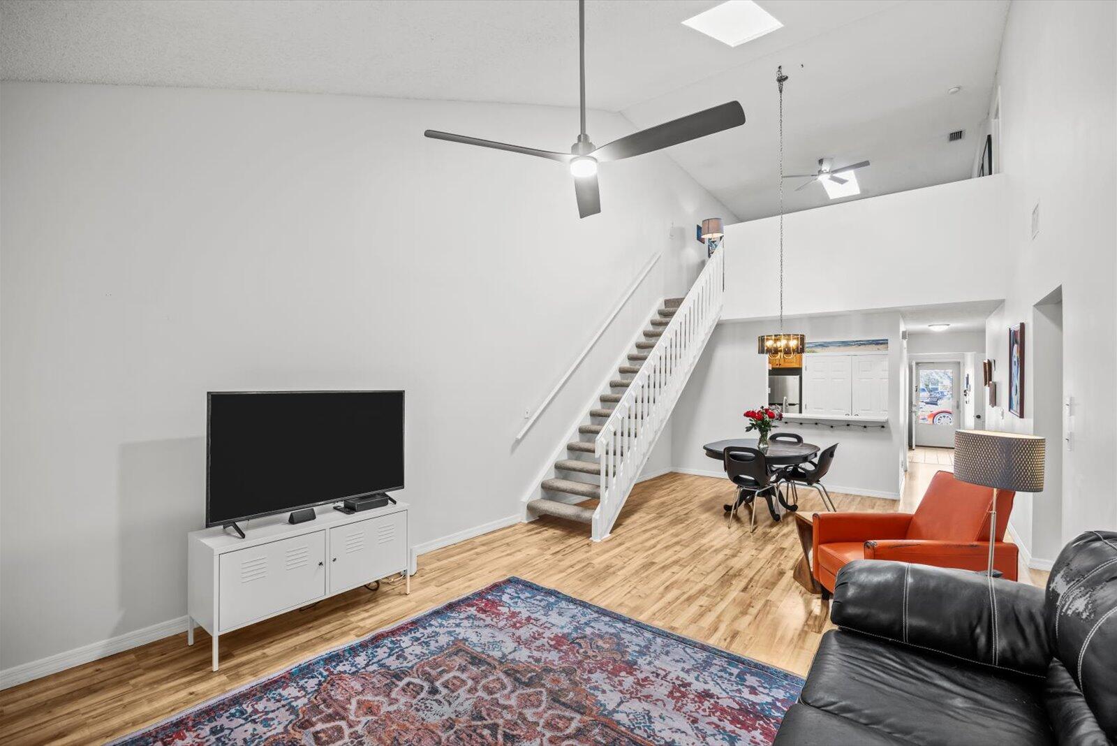 Holly Creek - Residential