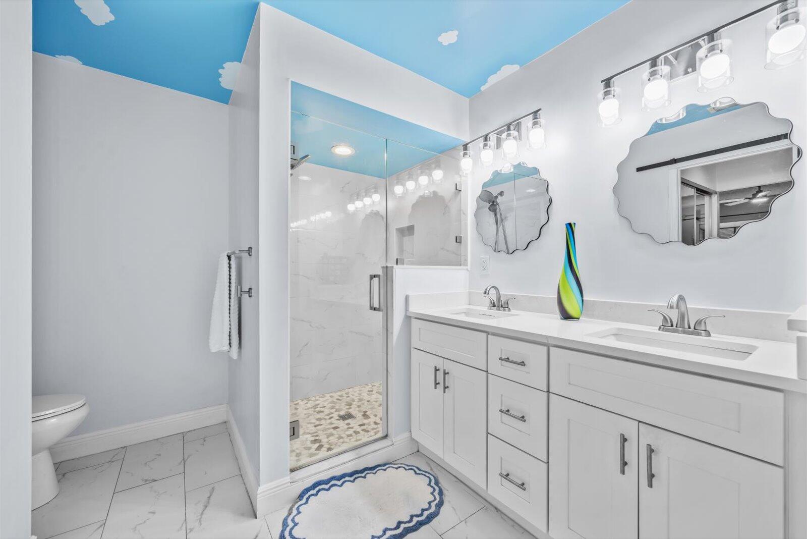 Holly Creek - Residential