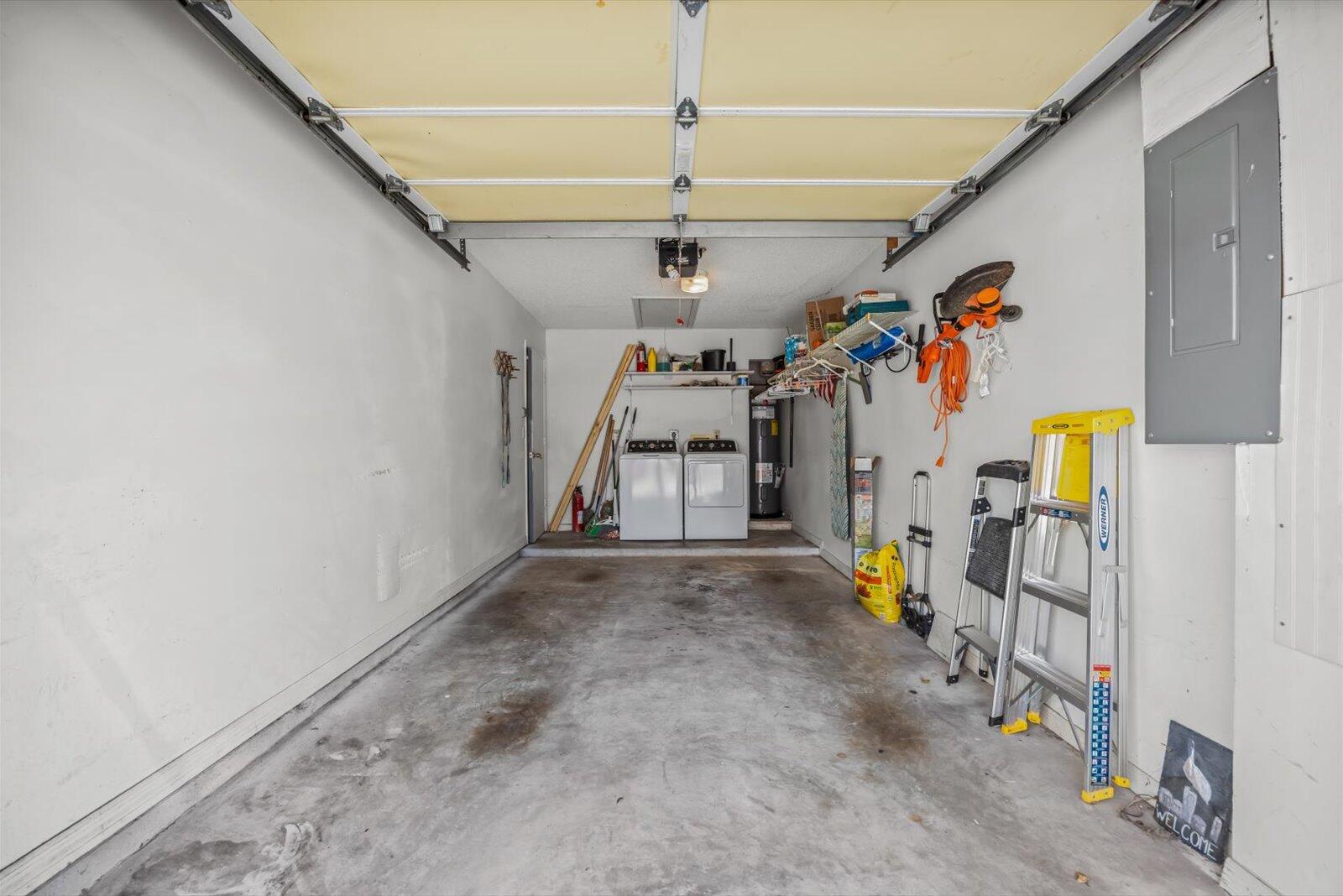 Holly Creek - Residential