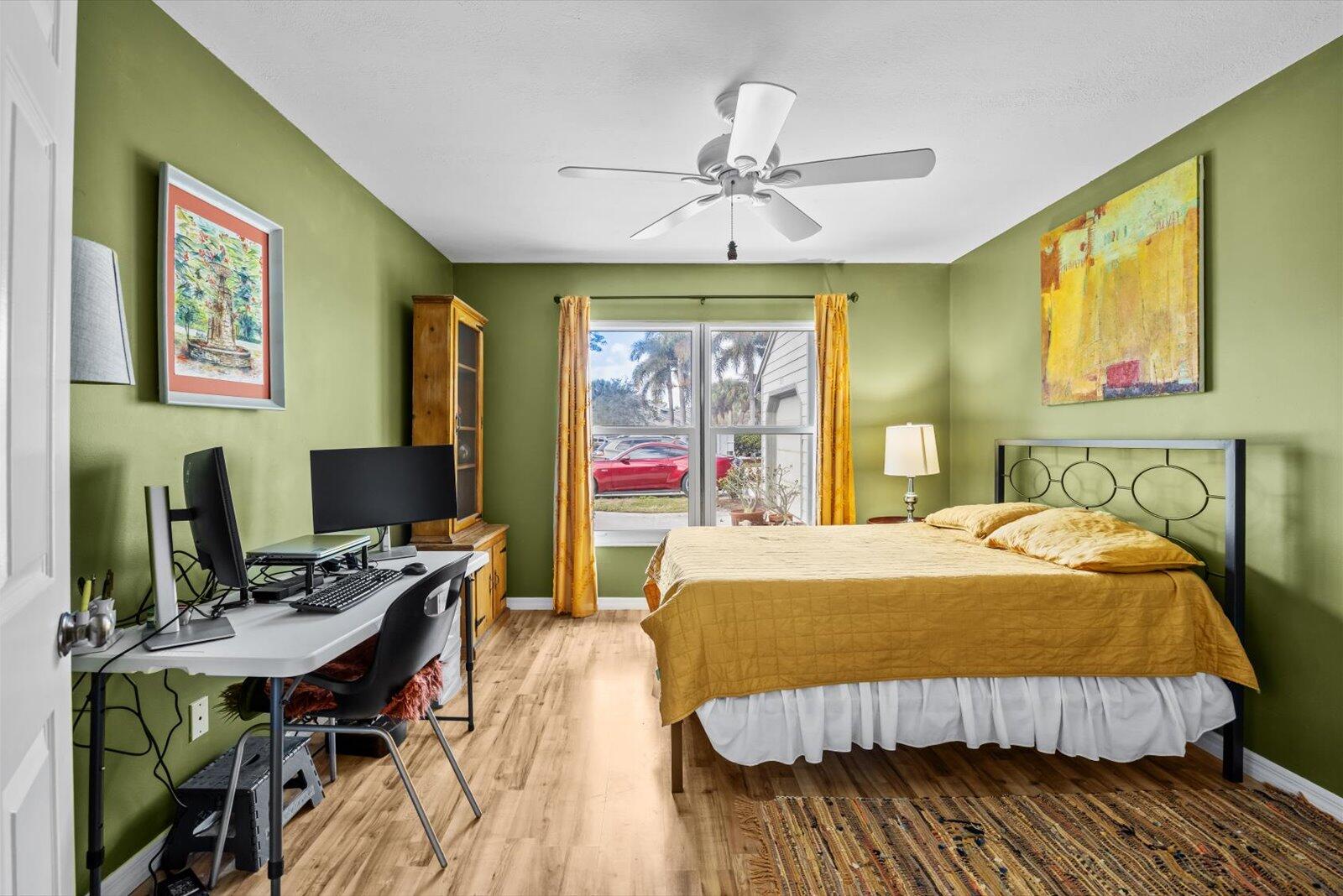 Holly Creek - Residential