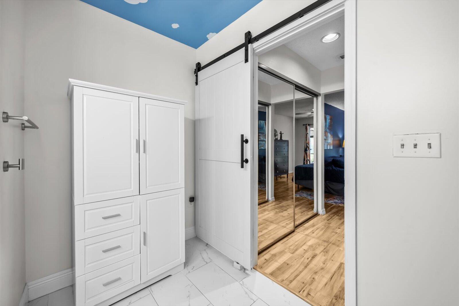 Holly Creek - Residential