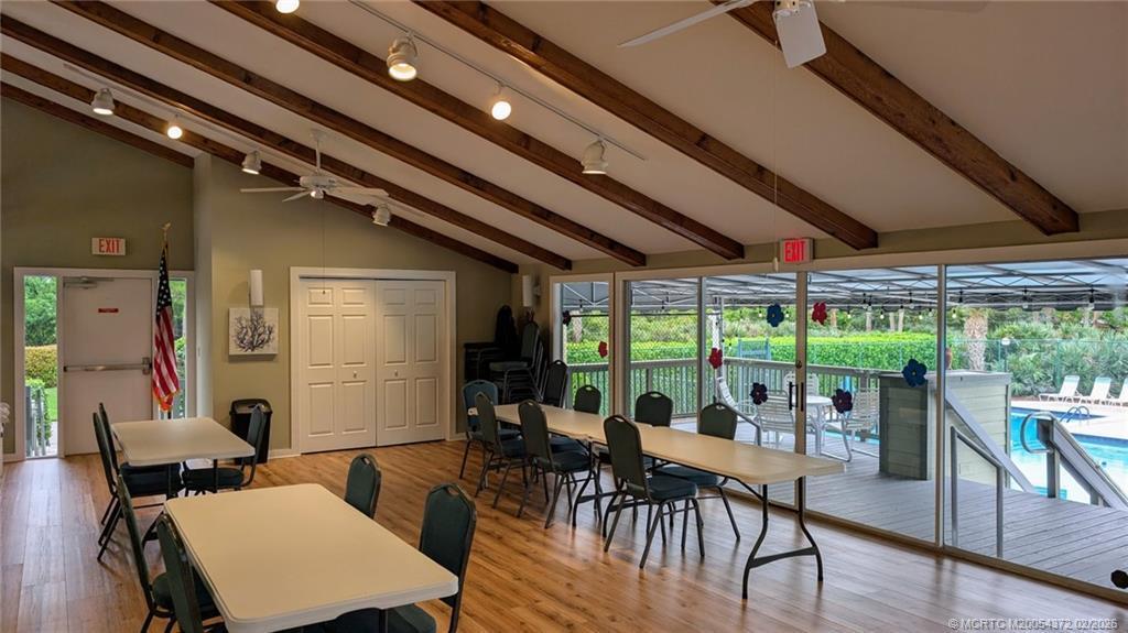 Holly Creek - Residential