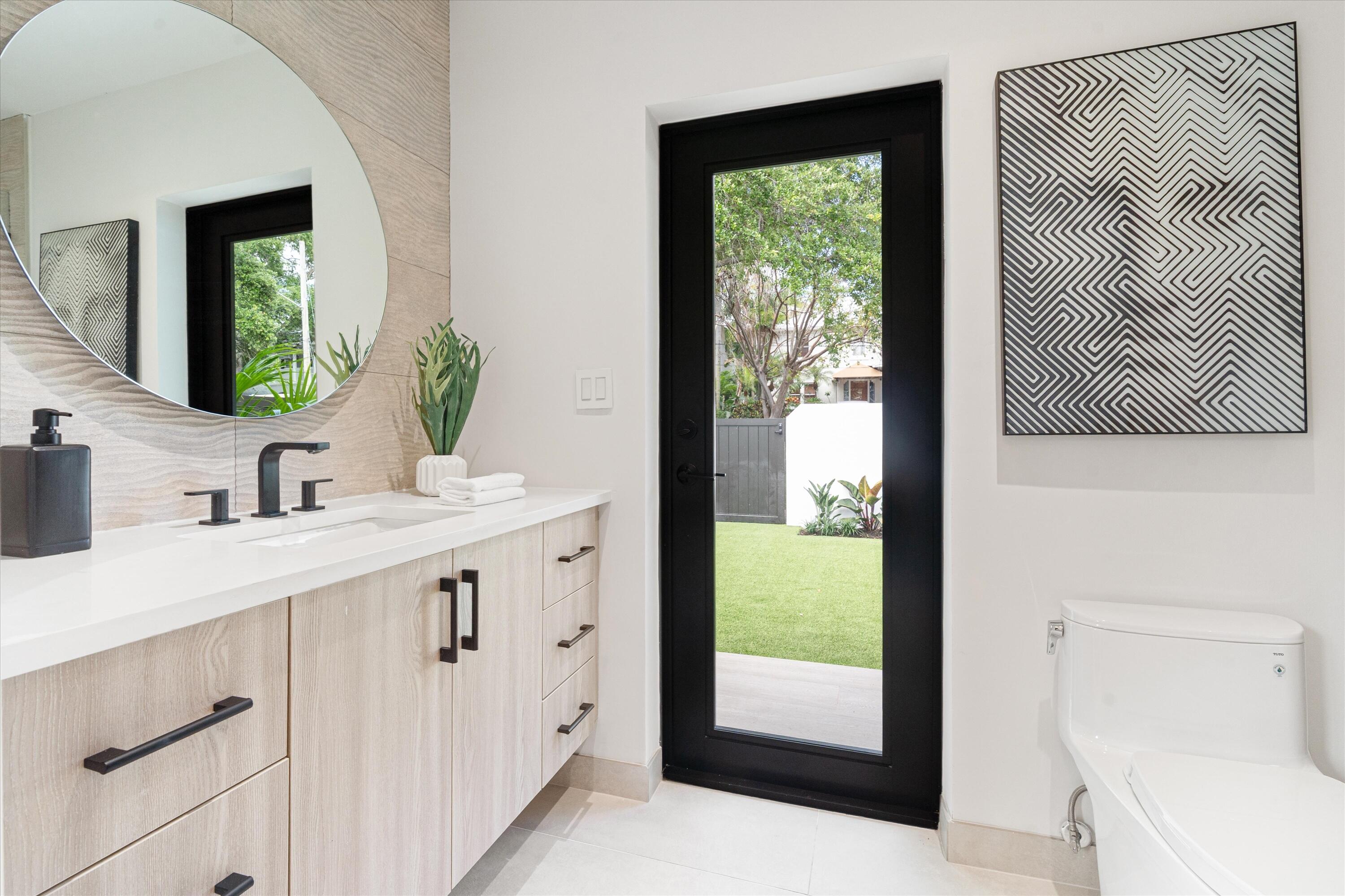 RIO VISTA ISLES - Residential