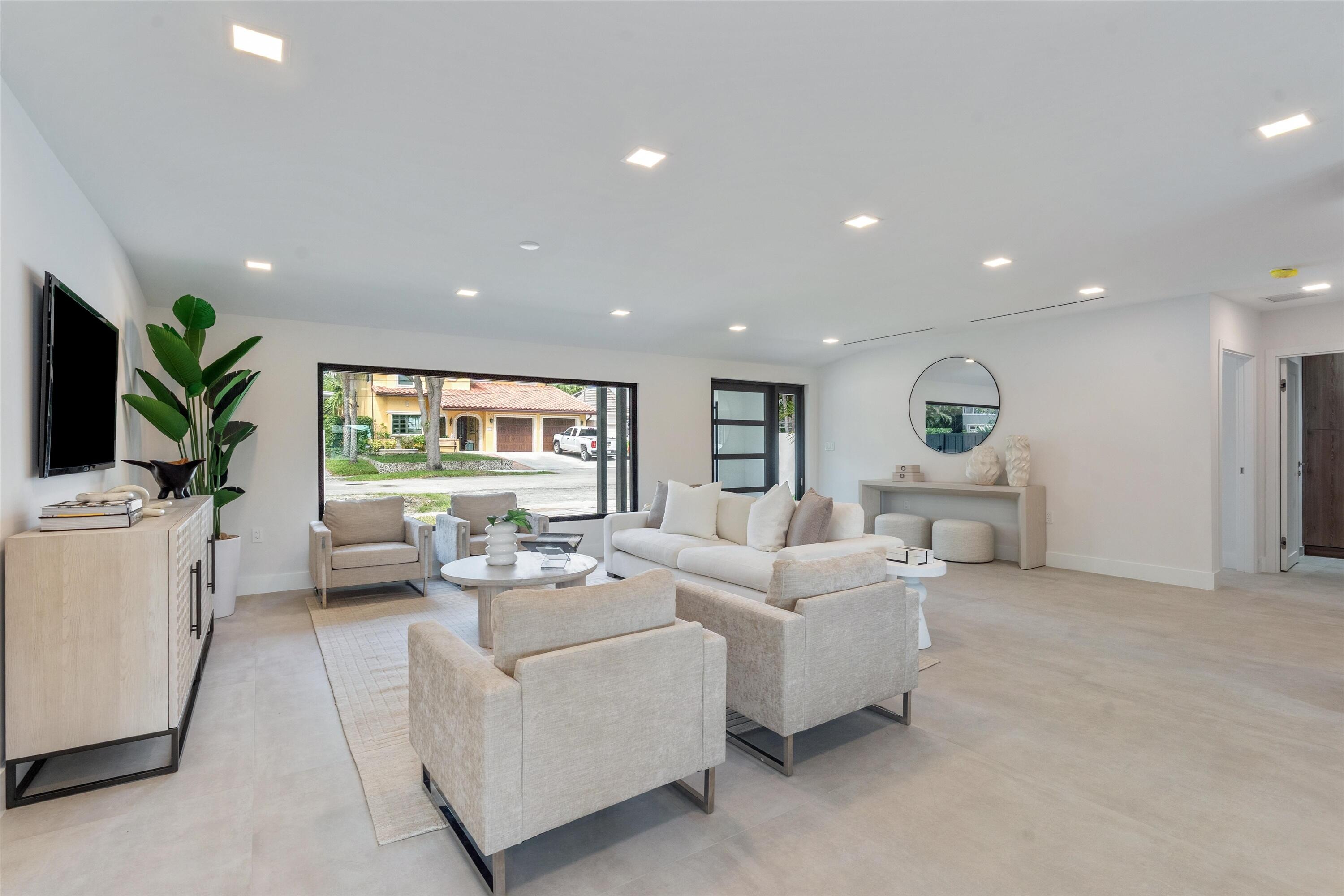 1032 SE 13th Terrace