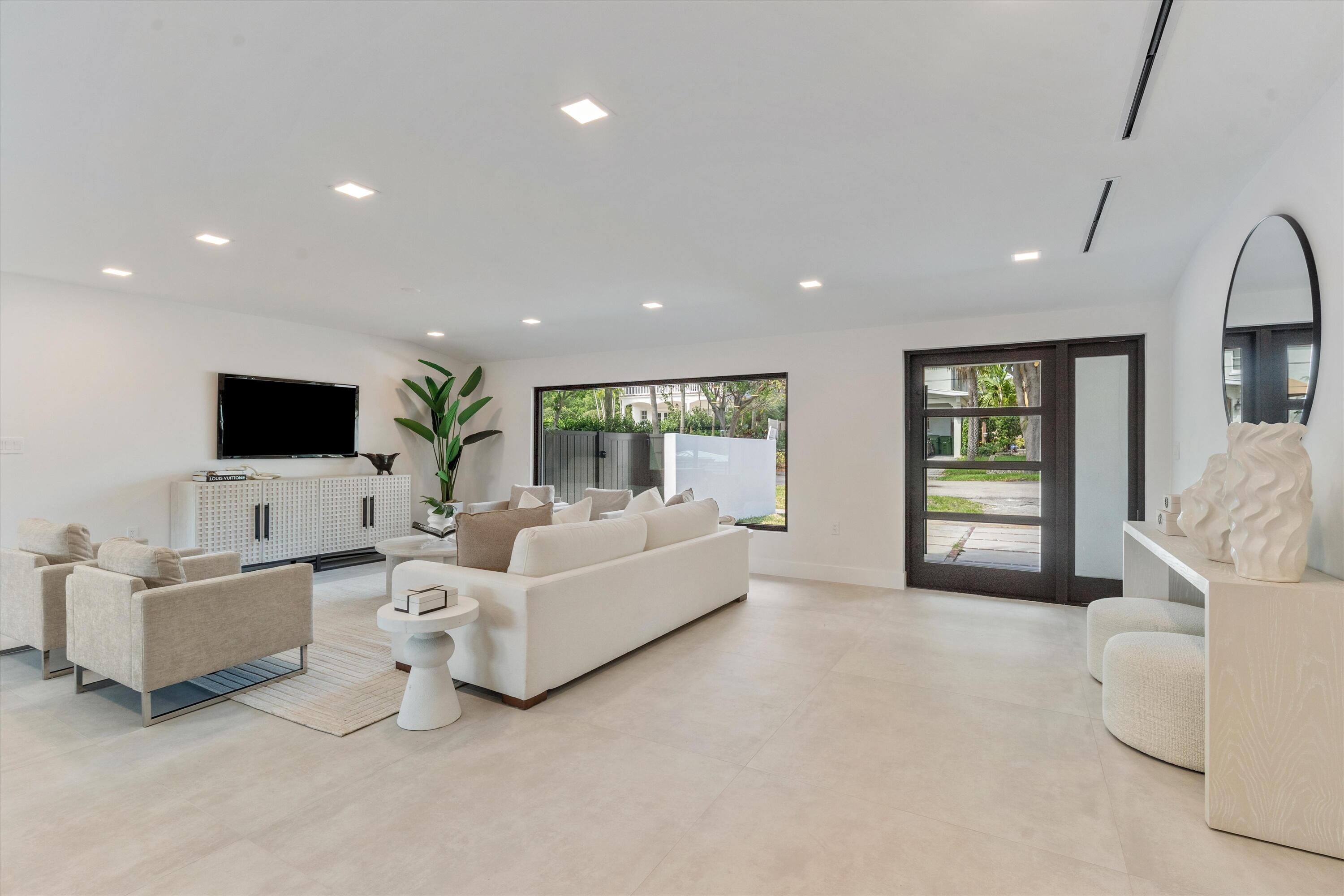 1032 SE 13th Terrace