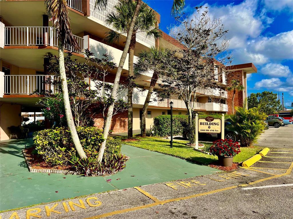 LAUDERDALE OAKS CONDO 4 - Residential Lease