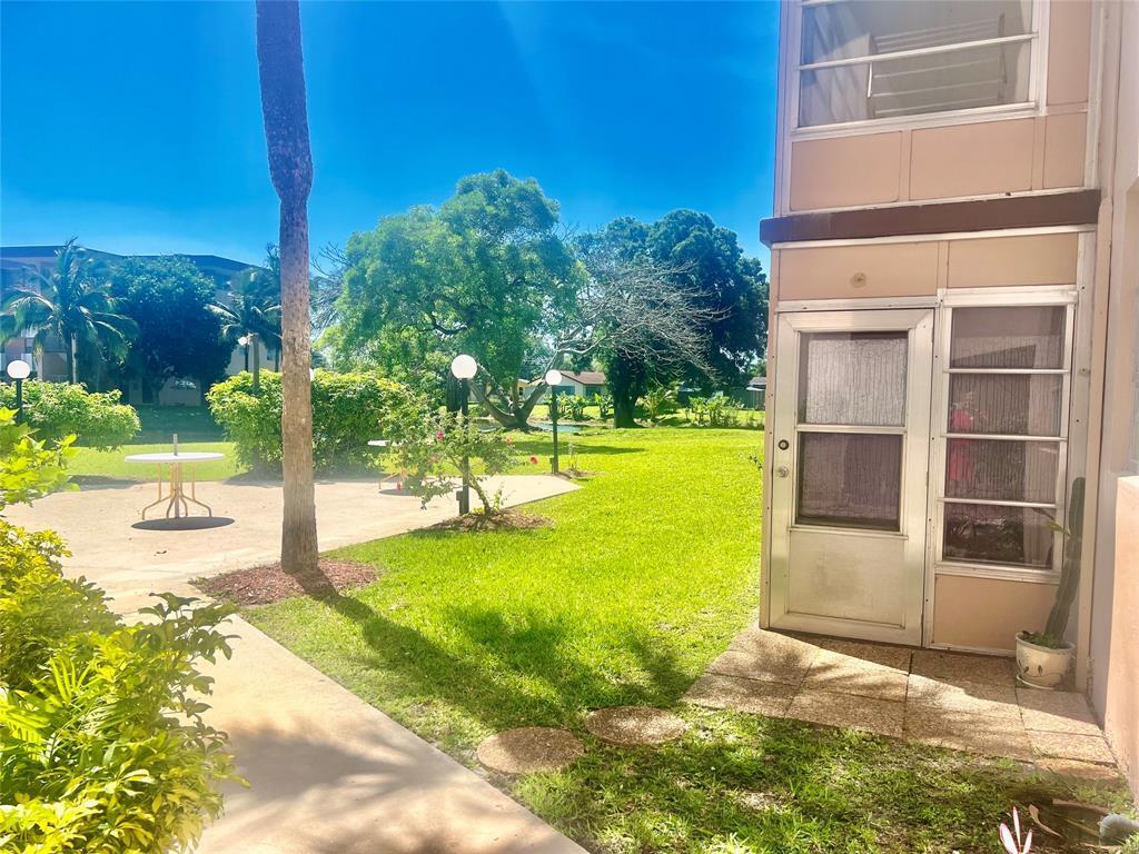 LAUDERDALE OAKS CONDO 4 - Residential Lease