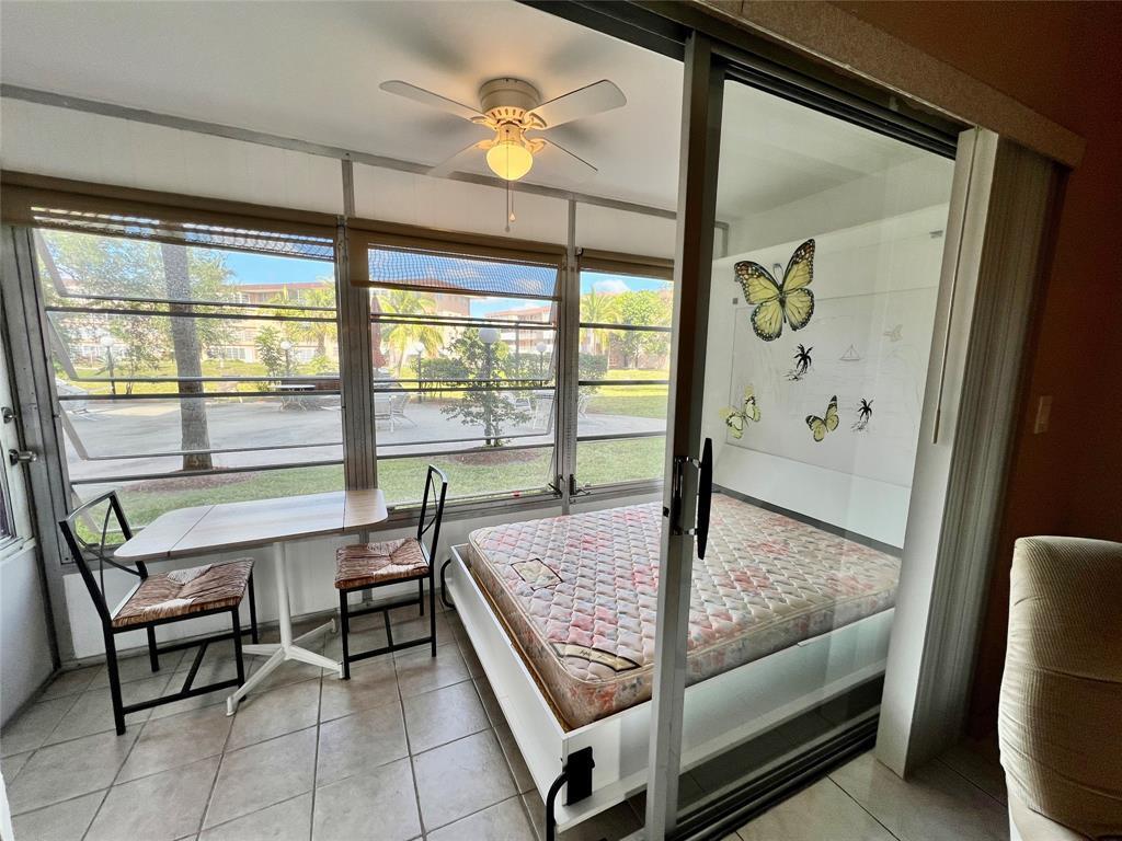 LAUDERDALE OAKS CONDO 4 - Residential Lease