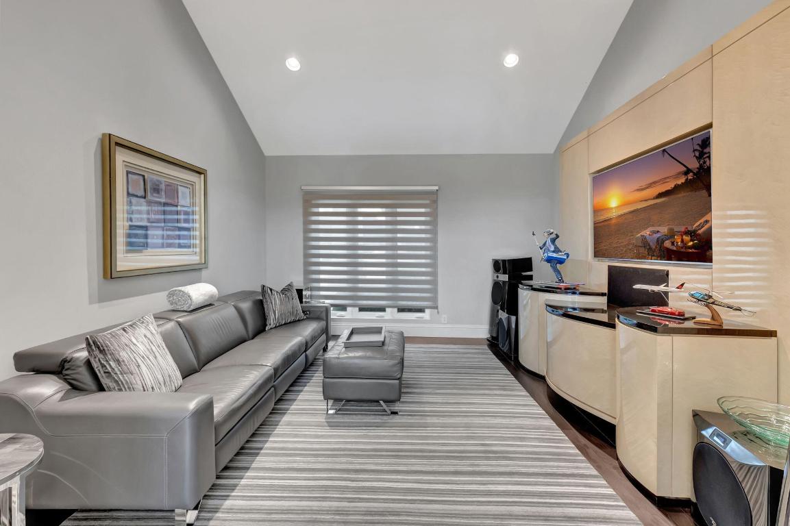 BOCA GROVE PLANTATION - Residential