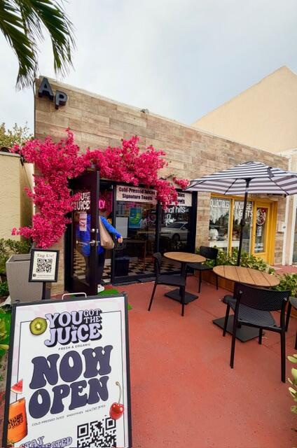 NORTH LAKE WORTH - Residential