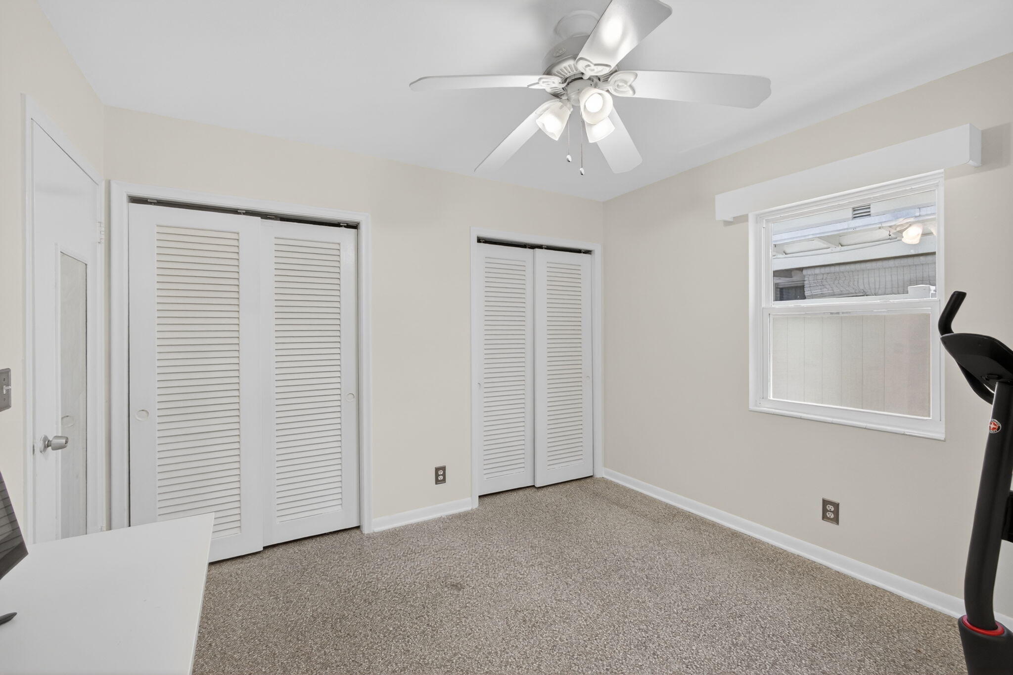 NORTH LAKE WORTH - Residential