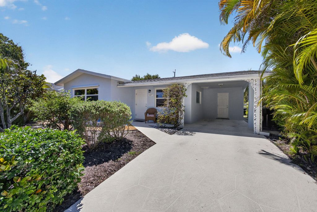 Photo of 1817 N Ocean Breeze, Lake Worth Beach, FL 33460 (MLS # B26016876)