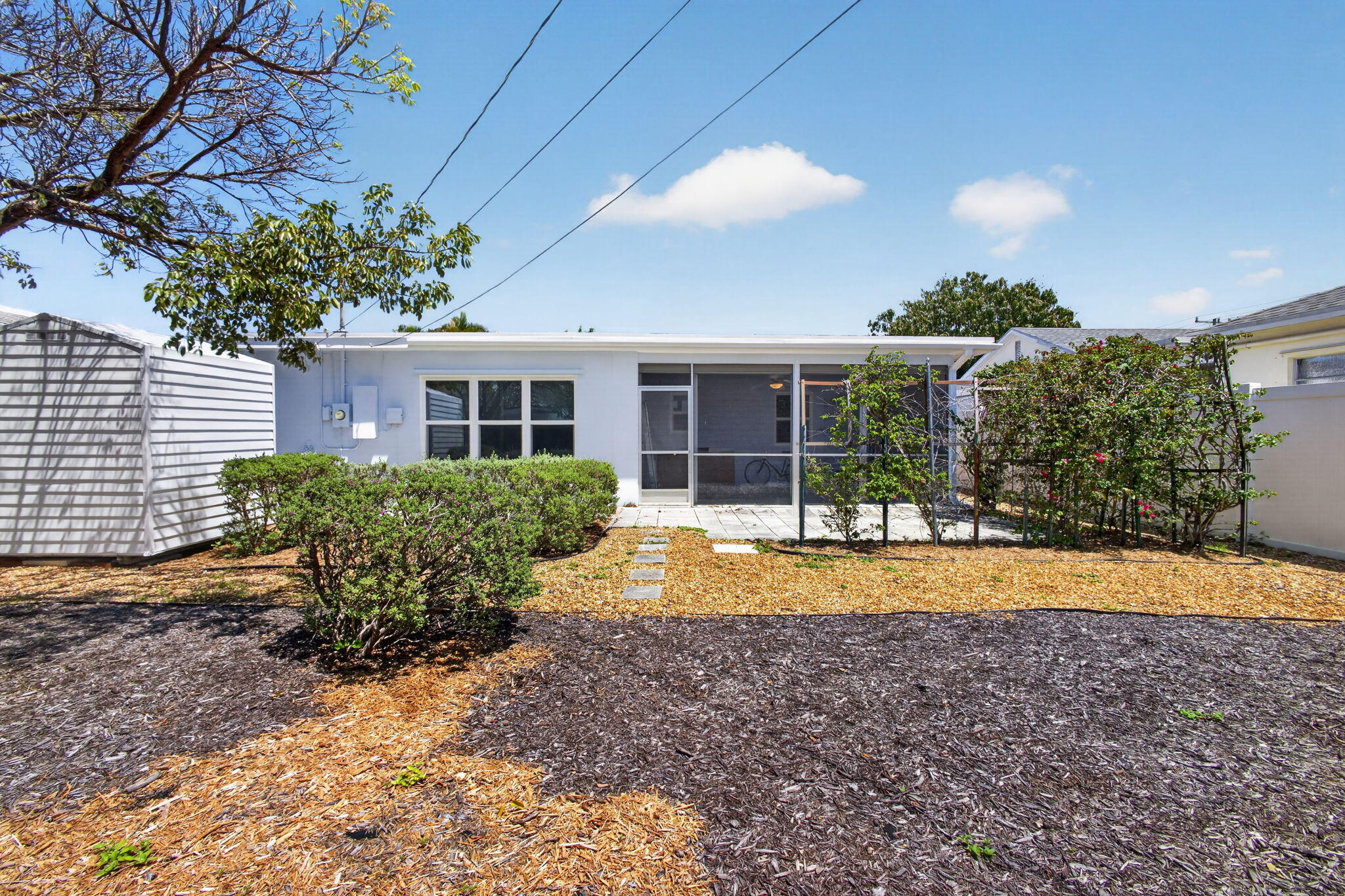 NORTH LAKE WORTH - Residential