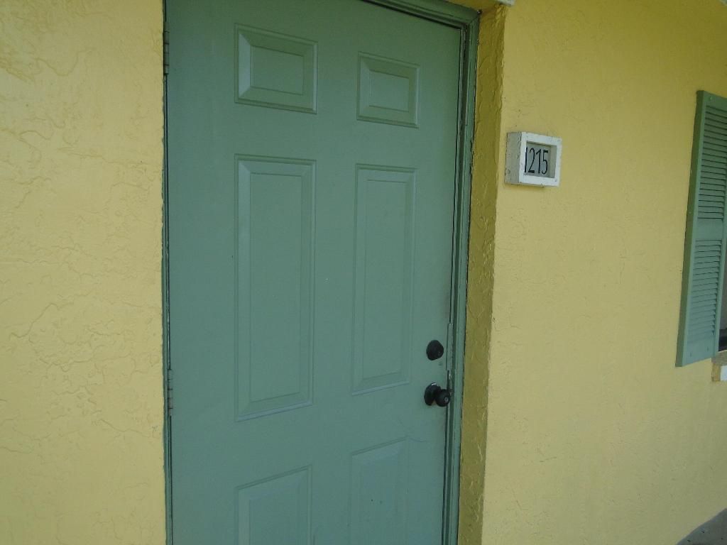 Photo of 1215 Meadows Circle #1215, Boynton Beach, FL 33436 (MLS # R11132143)