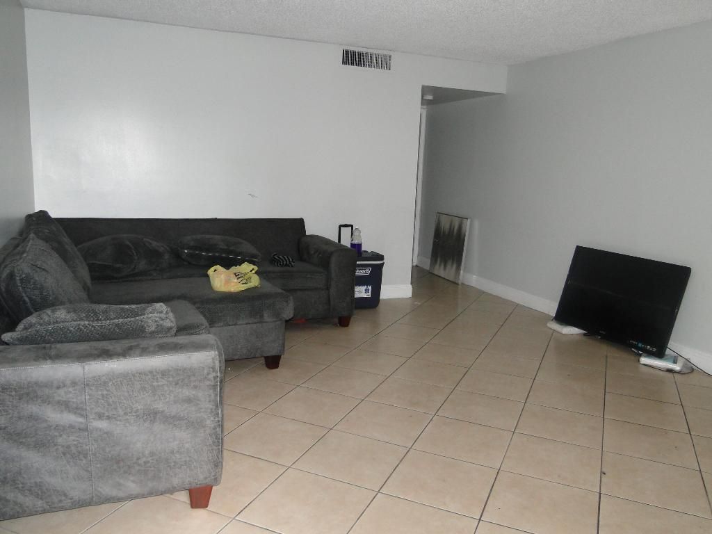 Photo of 1215 Meadows Circle #1215, Boynton Beach, FL 33436 (MLS # R11132143)