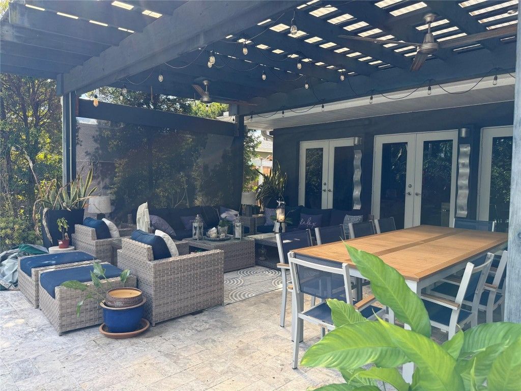 Photo of 1424 NE 16th Terrace, Fort Lauderdale, FL 33304 (MLS # F10540883)