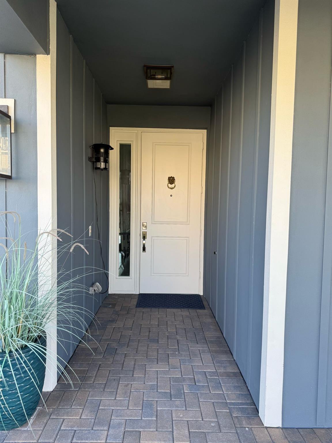 19552 Broad Shore Walk