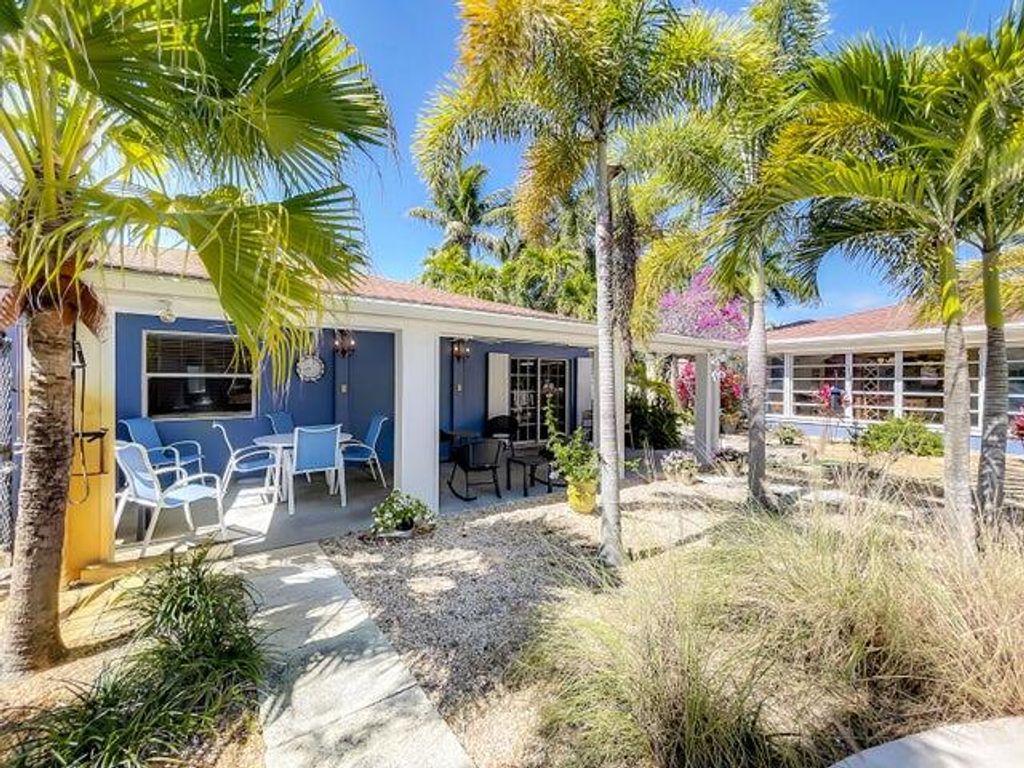 Photo of 4268 Maurice Drive #Guest House, Delray Beach, FL 33445 (MLS # R11169753)
