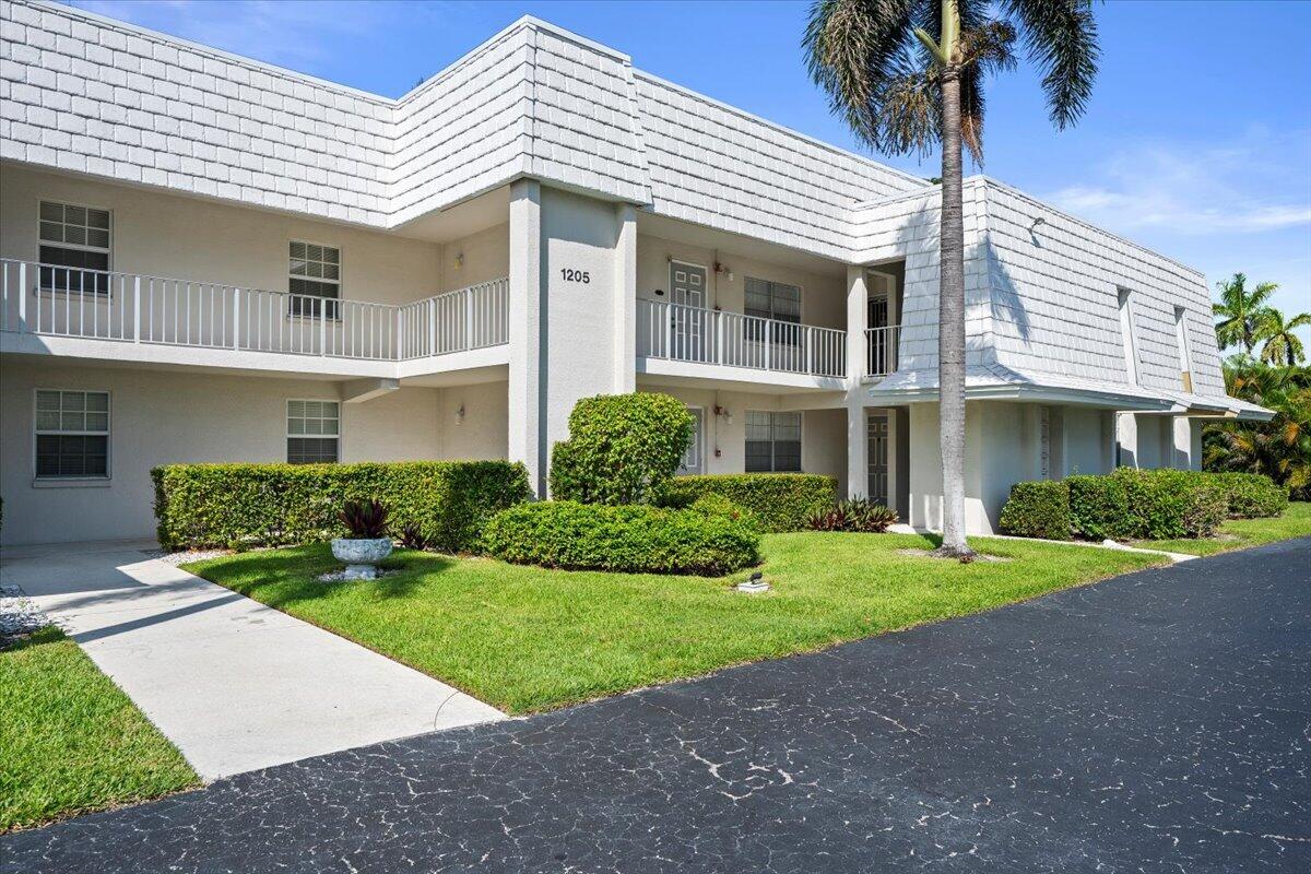 1205 E SANDY Lane E 249