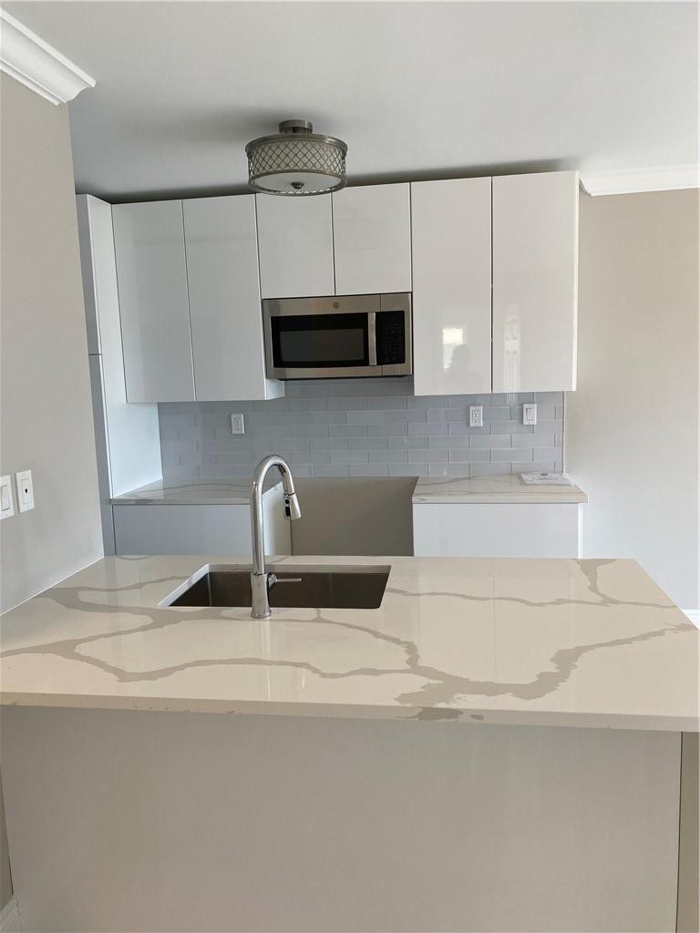 Victoria Park Tower Condo - Residential Lease