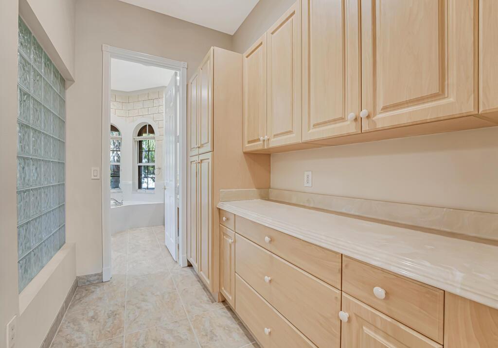 MADISON GREEN 1 - Residential