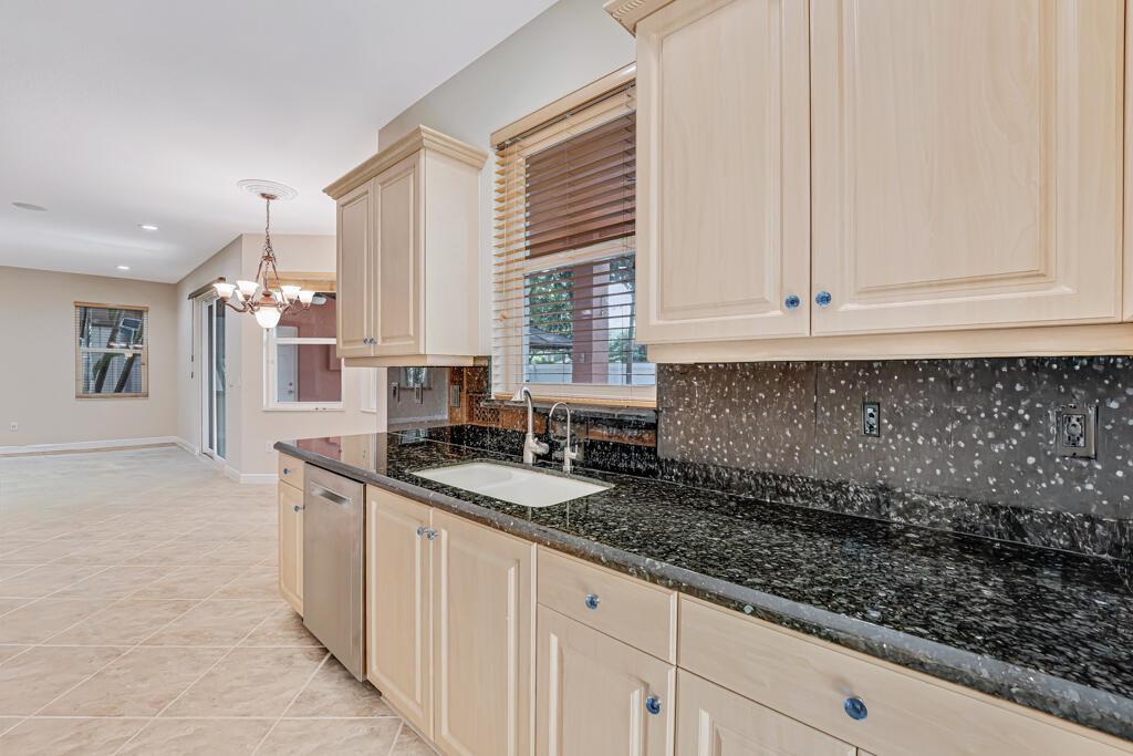 MADISON GREEN 1 - Residential