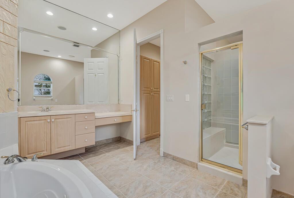 MADISON GREEN 1 - Residential